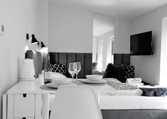 Royal Maris 5 - Dwuosobowy, Najlepsza Lokalizacja W Ustce, Blisko Plazy I Portu, Bezplatny Parking, Scisle Centrum Апартаменты Устка